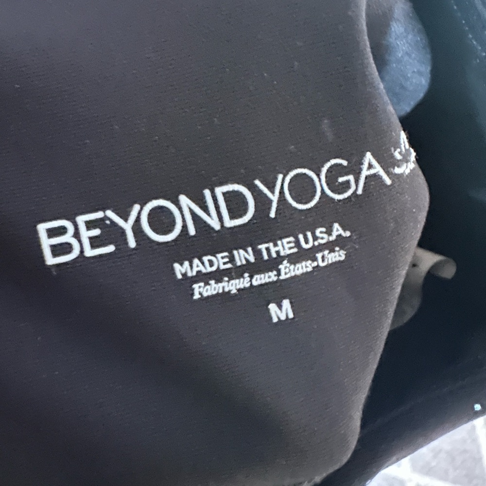 Beyond Yoga Alloy Ombre High Waisted Leggings in Black rainbow Speckle Size M - Picture 5 of 9